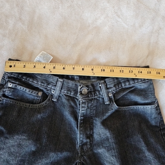 Levi's 514 33X25  Straight Leg Raw Hem Black Distressed Jeans EUC - Picture 3 of 12